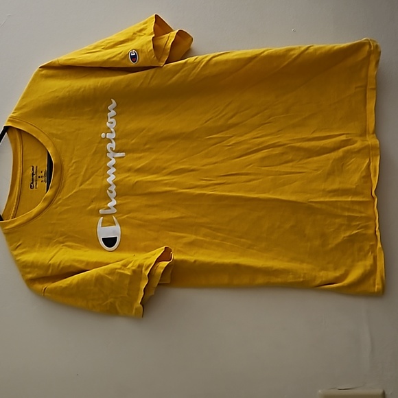 Medium‎ Champion Gold TSHIRT - Picture 1 of 3